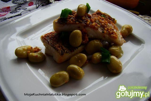 Szczupaczek z bobem i gorczycą  Szczupaczek z bobem i gorczycą