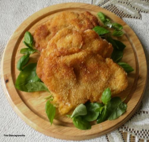 Sznycle drobiowe z ziołowym smaczkiem : Sznycle drobiowe z ziołowym smaczkiem :