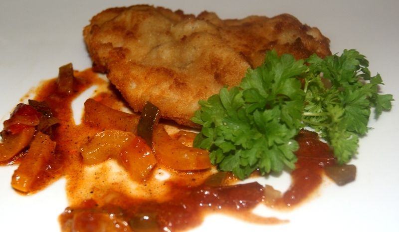 Sznycle duszone w sosie warzywnym