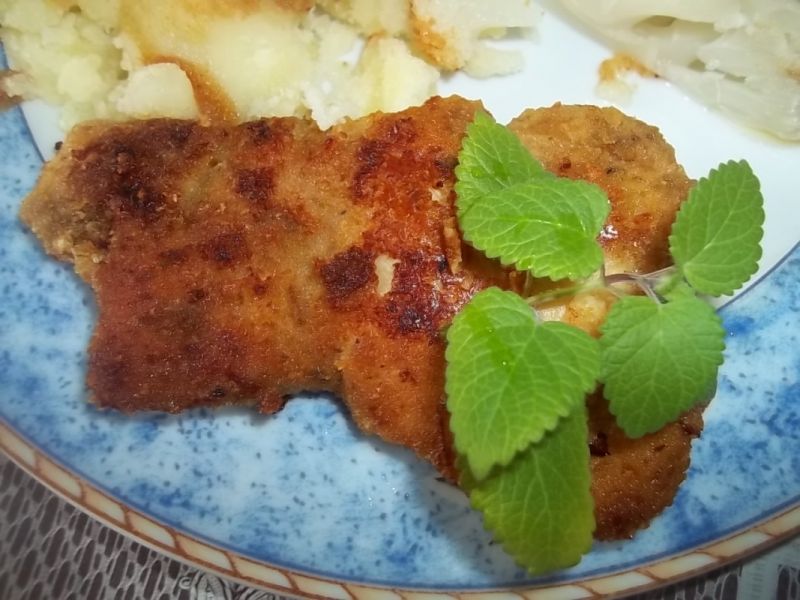 Sznycle z udek z kurczaka z curry Sznycle z udek z kurczaka z curry