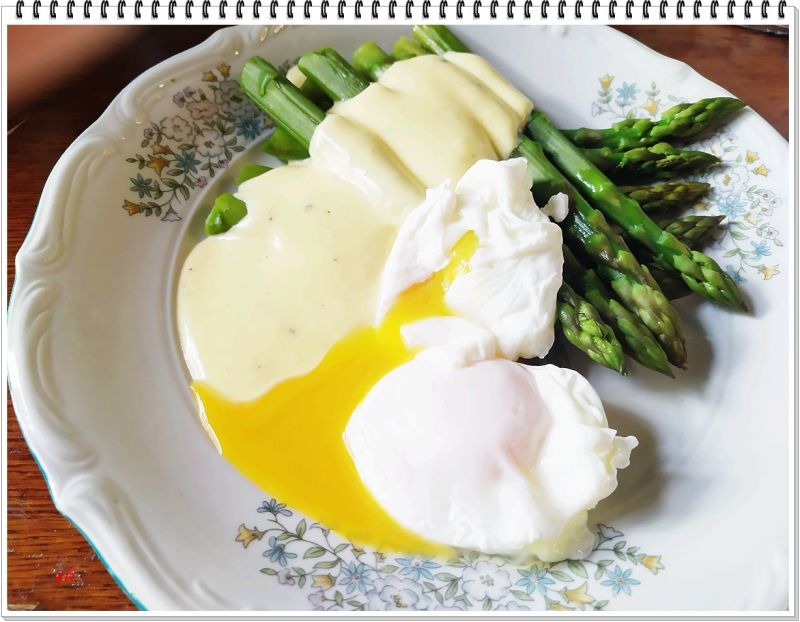 Szparagi Eli z sosem holenderskim 