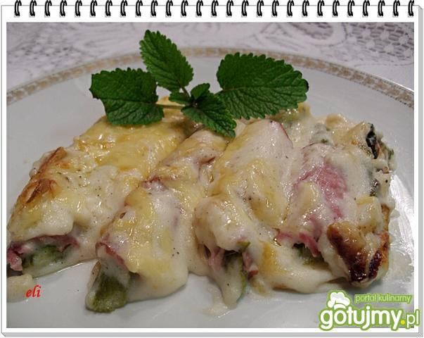 Szparagi pod beszamelem Eli Szparagi pod beszamelem Eli