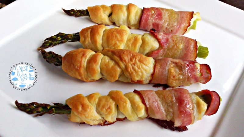 Szparagi w cieście francuskim i boczku