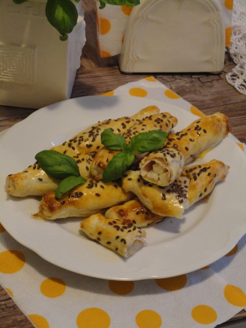 Szparagi z szynką i serem po francusku Szparagi z szynką i serem po francusku