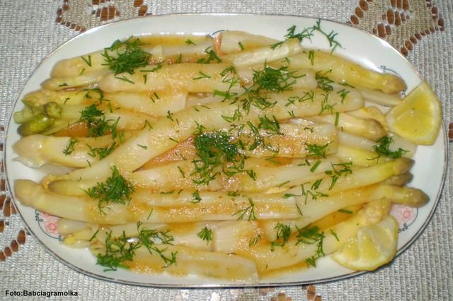 Szparagi z wody wg Babcigramolki: Szparagi z wody wg Babcigramolki: