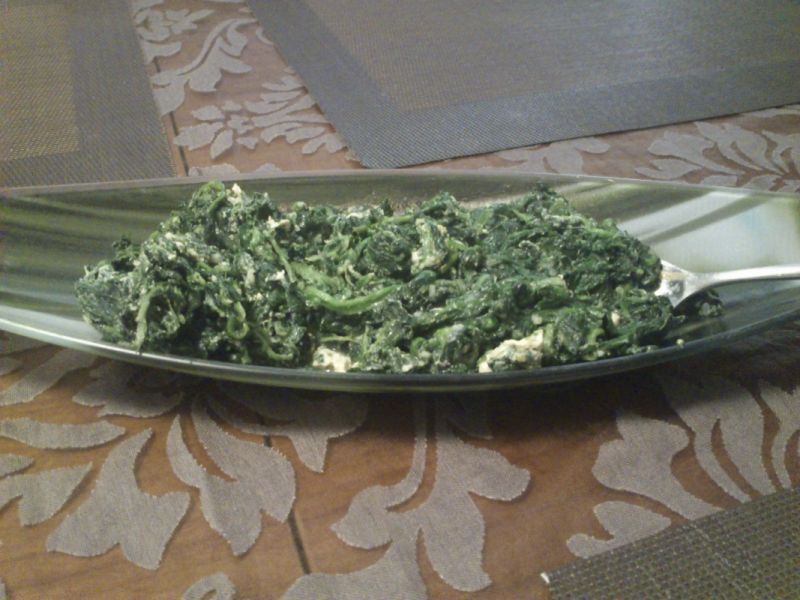 Szpinak z mozzarellą na śmietanie Szpinak z mozzarellą na śmietanie