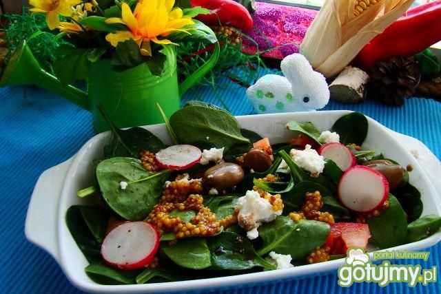 Szpinakowa z bobem i fetą 