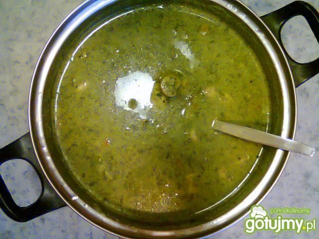 Szpinakowa zupa-krem z zieloną fasolką