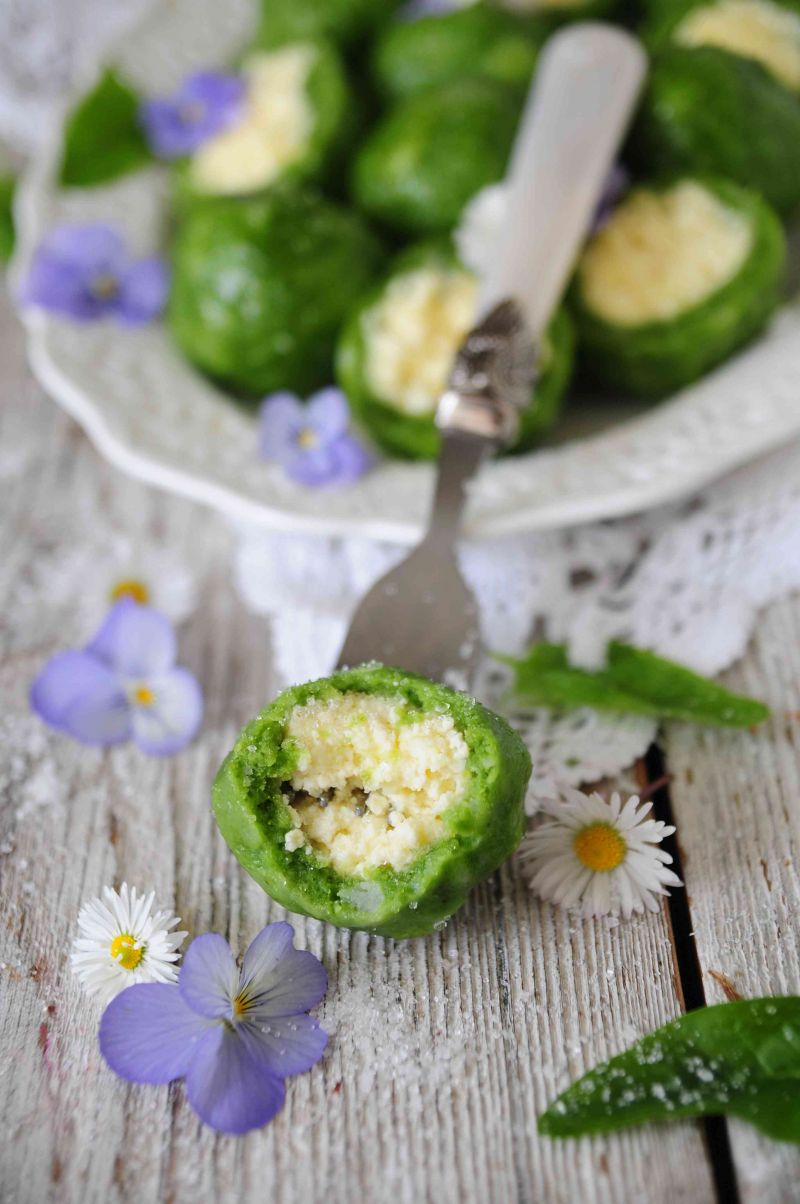 Szpinakowe knedle z serem