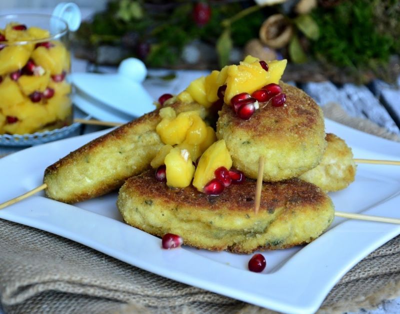 Szaszłyki drobiowe z owocową salsą Szaszłyki drobiowe z owocową salsą