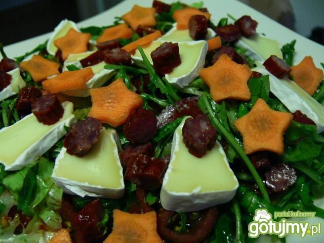 Szybka, ale treściwa, sałatka na upały Szybka, ale treściwa, sałatka na upały