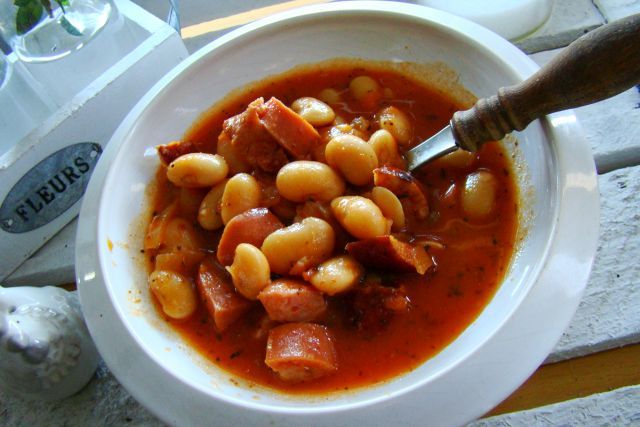 Szybka fasolka po bretońsku