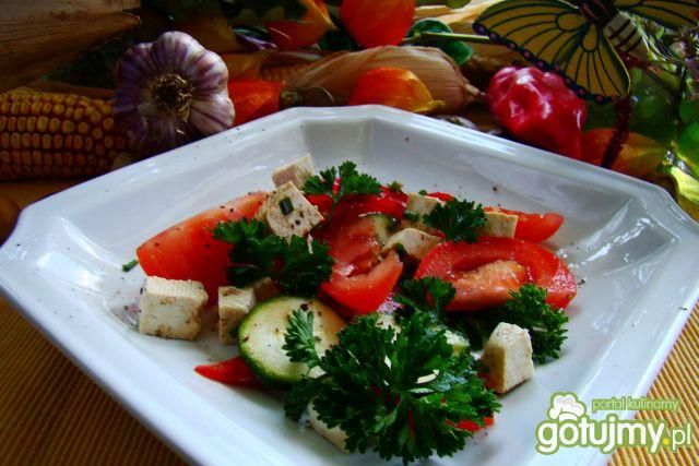 Szybka i zdrowa sałatka z tofu Szybka i zdrowa sałatka z tofu