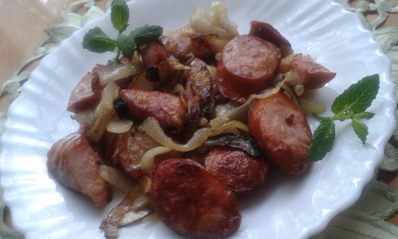 Szybka kiełbasa na śniadanie