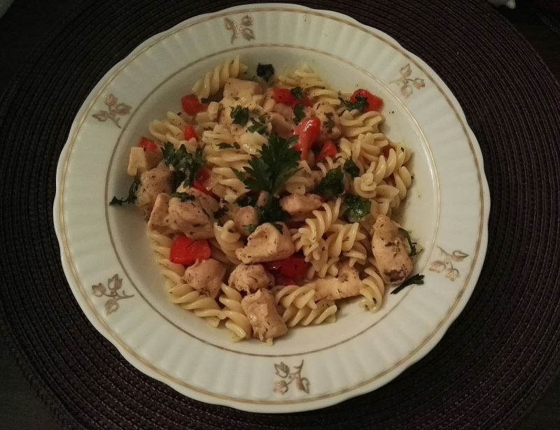 Szybka potrawka z piersi kurczaka