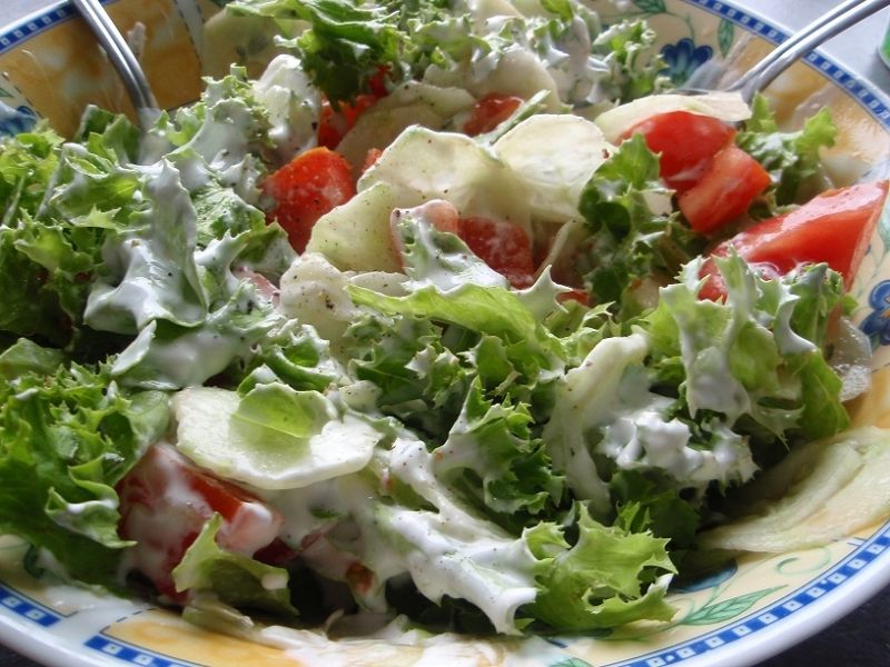 Szybka sałatka obiadowa