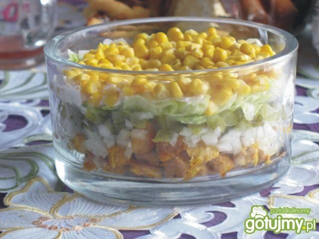 Szybka sałatka warstwowa Szybka sałatka warstwowa
