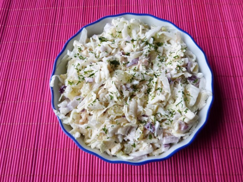 Szybka surówka z kapusty pekińskiej