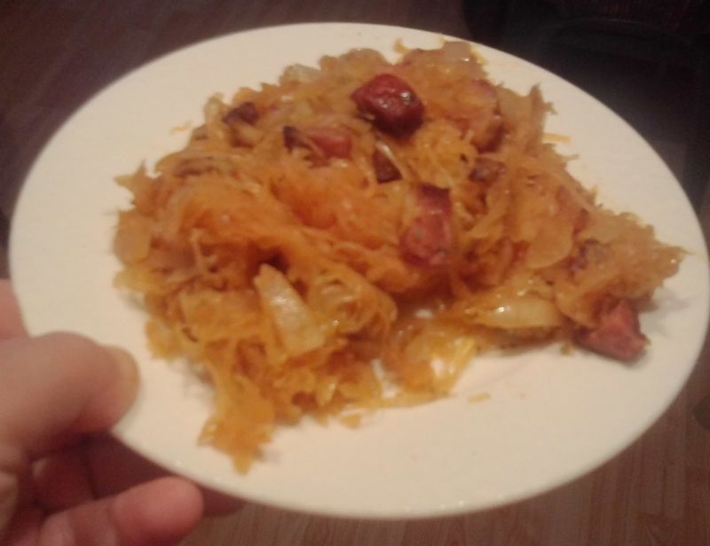 Szybki bigos z marynowanymi grzybkami