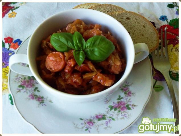 Szybki bigosik z boczkiem i borowikami  Szybki bigosik z boczkiem i borowikami