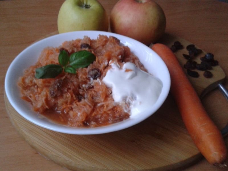 Szybki deser jabłkowo  - marchewkowy Szybki deser jabłkowo  - marchewkowy