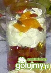 Szybki deser z galaretki.. Szybki deser z galaretki..