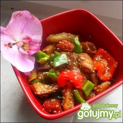 Szybki kurczak z makaronem Szybki kurczak z makaronem