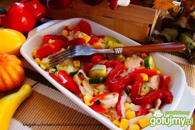 Szybki makaron chiński z warzywami 