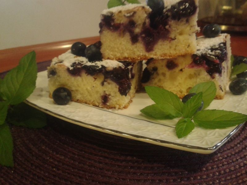 Szybki placek z jagodami