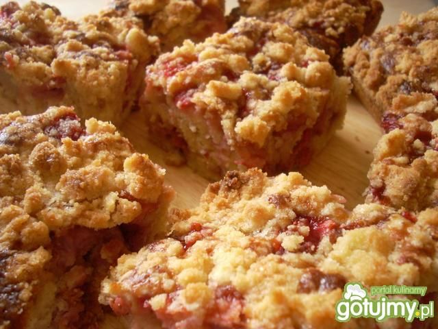 Szybki placek z truskawkami  Szybki placek z truskawkami