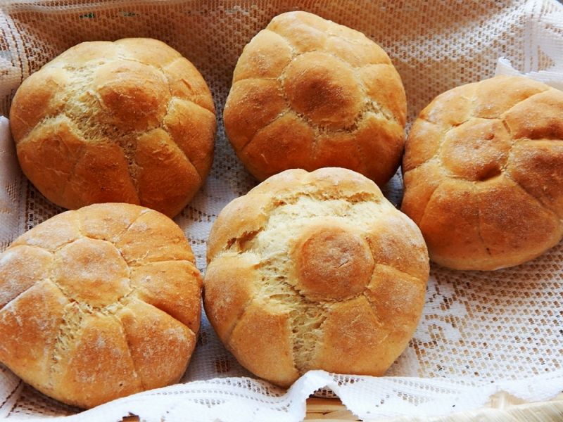 Szybkie bułki z musztardą Szybkie bułki z musztardą