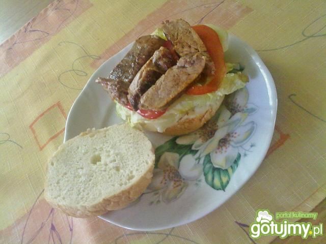 Szybkie burgery z polędwiczką Szybkie burgery z polędwiczką