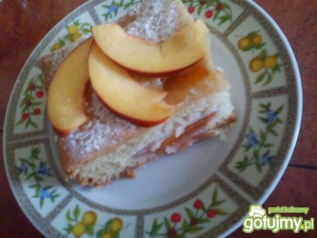 Szybkie ciasto z nektarynkami 