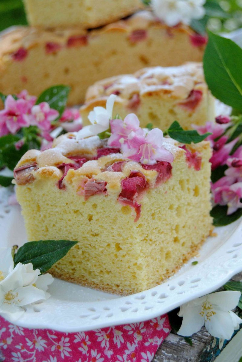 Szybkie ciasto z rabarbarem