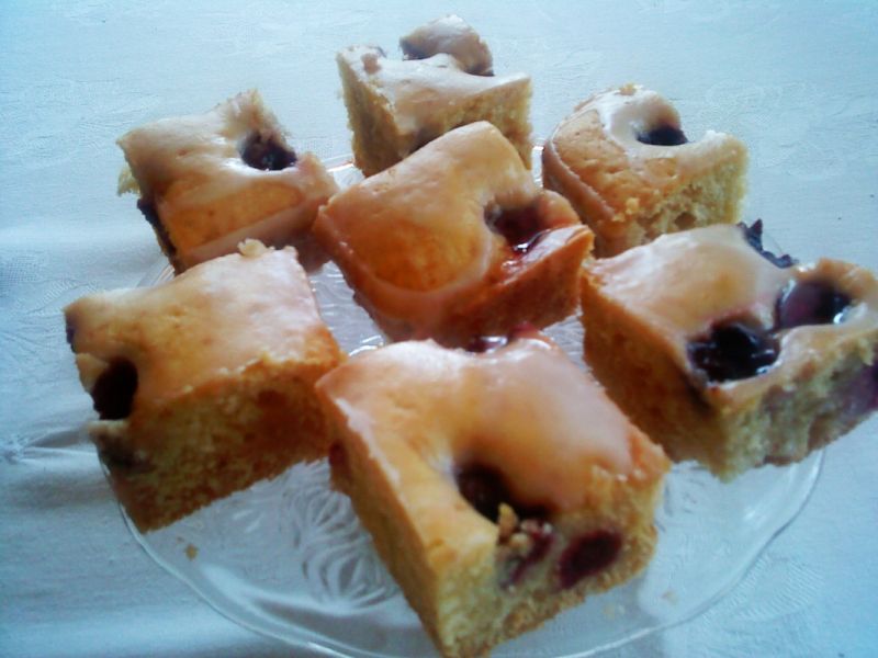 Szybkie ciasto z wisienkami