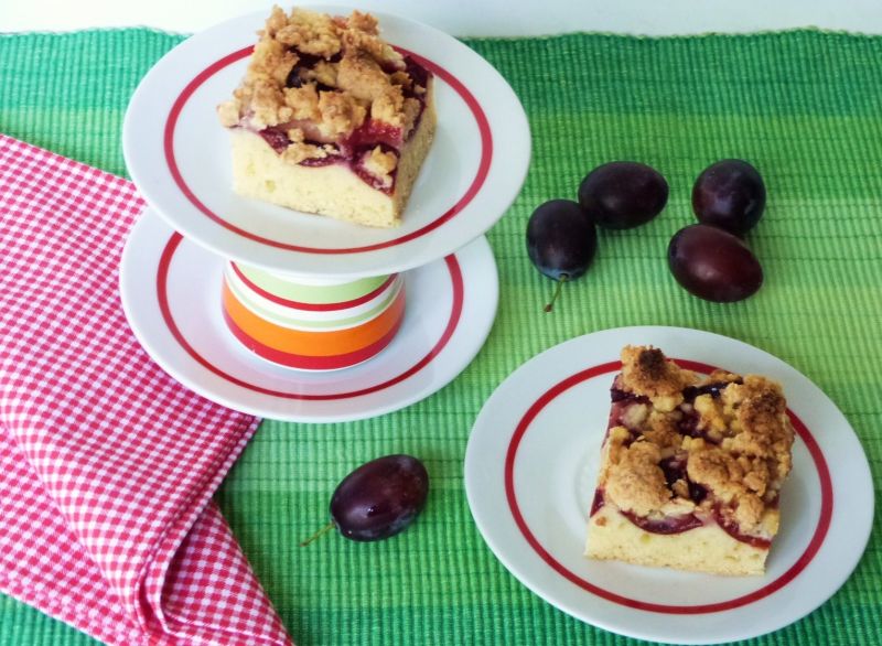 Szybkie ciasto ze śliwkami 