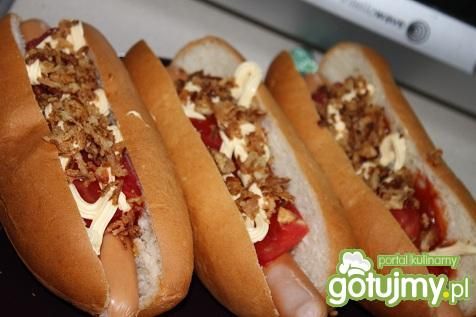 Szybkie i smaczne hot - dogi 
