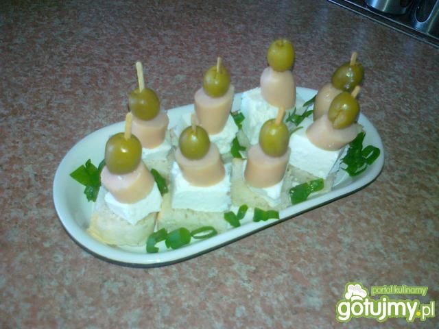 Szybkie koreczki z serem feta Szybkie koreczki z serem feta