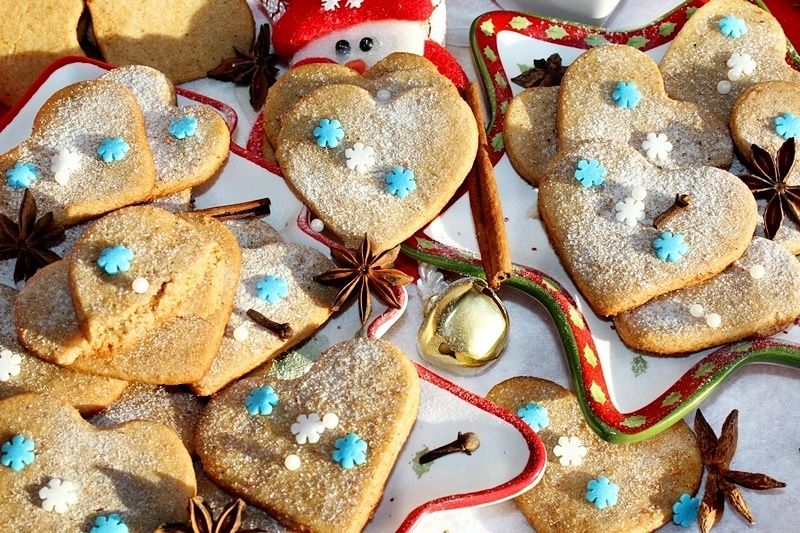 Szybkie pierniczki z masłem orzechowym