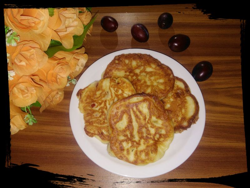 Szybkie placki ze śliwkami Szybkie placki ze śliwkami