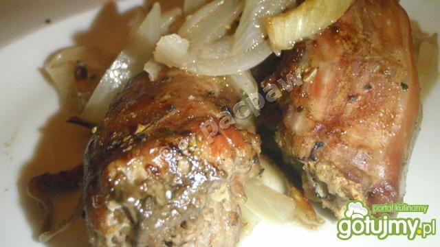 Szyjki indycze pieczone w winie Szyjki indycze pieczone w winie