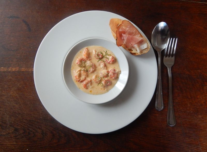 Szyjki rakowe w białym sosie Szyjki rakowe w białym sosie