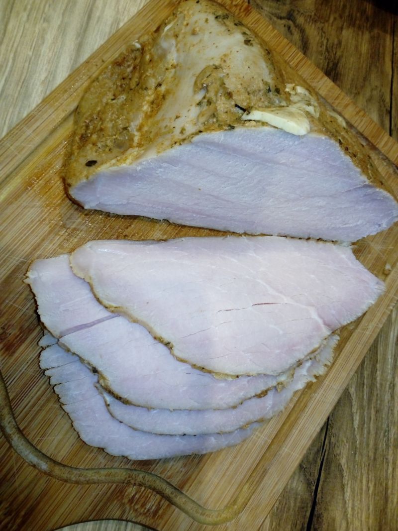 Szynka gotowana w musztardzie na bakaliach