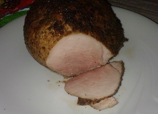 Szynka w czosnku i ziołach na kanapki