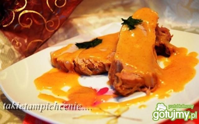 Szynka w pysznym śmietanowym sosie Szynka w pysznym śmietanowym sosie