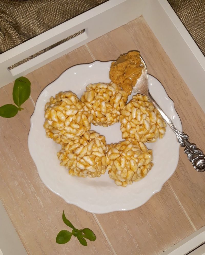 Szyszki z masłem orzechowym 