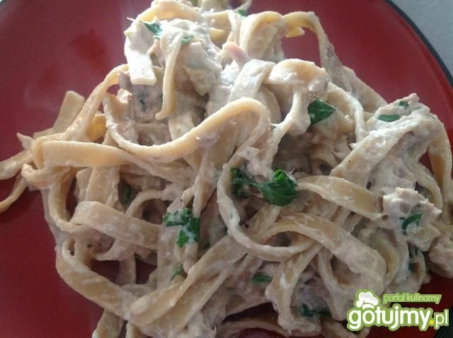 Tagiatele z tuńczykiem