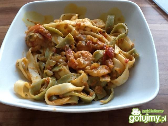 Tagiatelle w sosie z krewetkami Tagiatelle w sosie z krewetkami