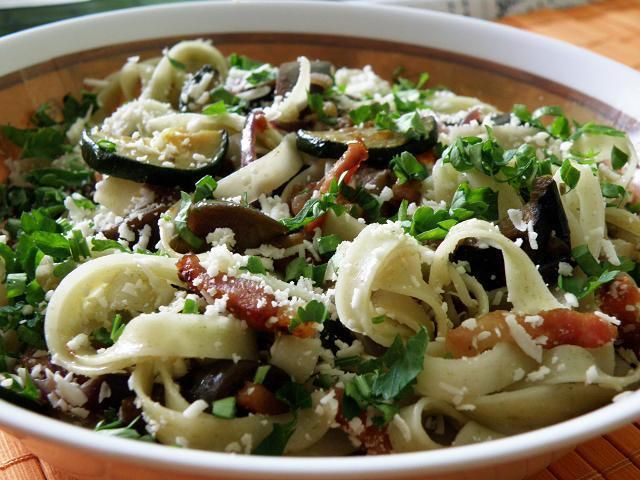 Tagliatelle warzywne dla głodnego Bawoła Tagliatelle warzywne dla głodnego Bawoła