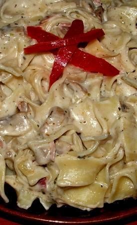 tagliatelle z szynką parmeńską